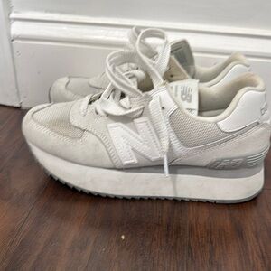 COPY - New Balance White Sneakers with Chunky Design and Reflective Accents